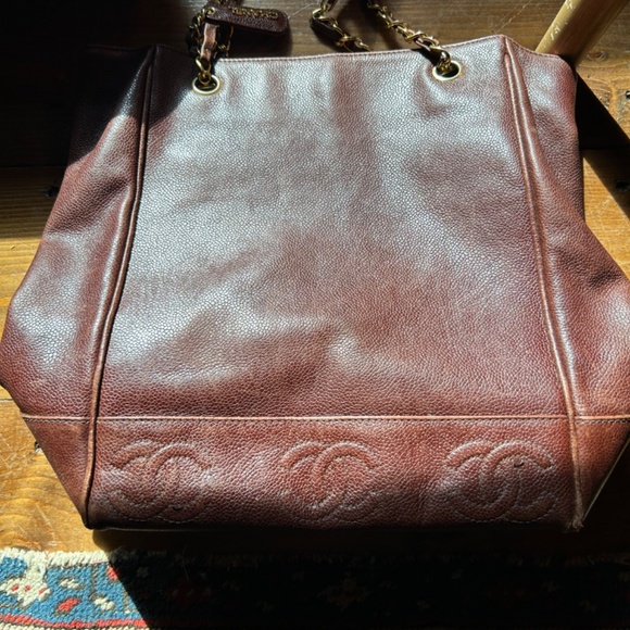 Vintage Chanel Chain Handle Caviar Brown Logo Bag Tote - Picture 16 of 16